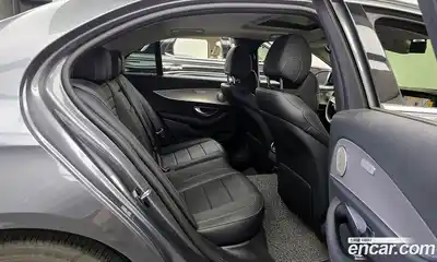 Mercedes-Benz E-Class 2017 2.0 гидро в Москве № 1835765, миниатюра 12