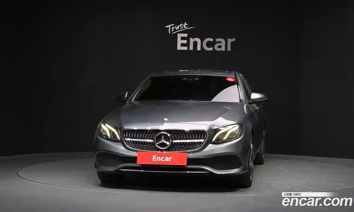 Mercedes-Benz E-Class 2017 2.0 гидро в Москве № 1835765, фото 3