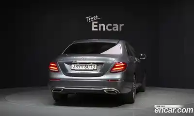 Mercedes-Benz E-Class 2017 2.0 гидро в Москве № 1835765, миниатюра 4