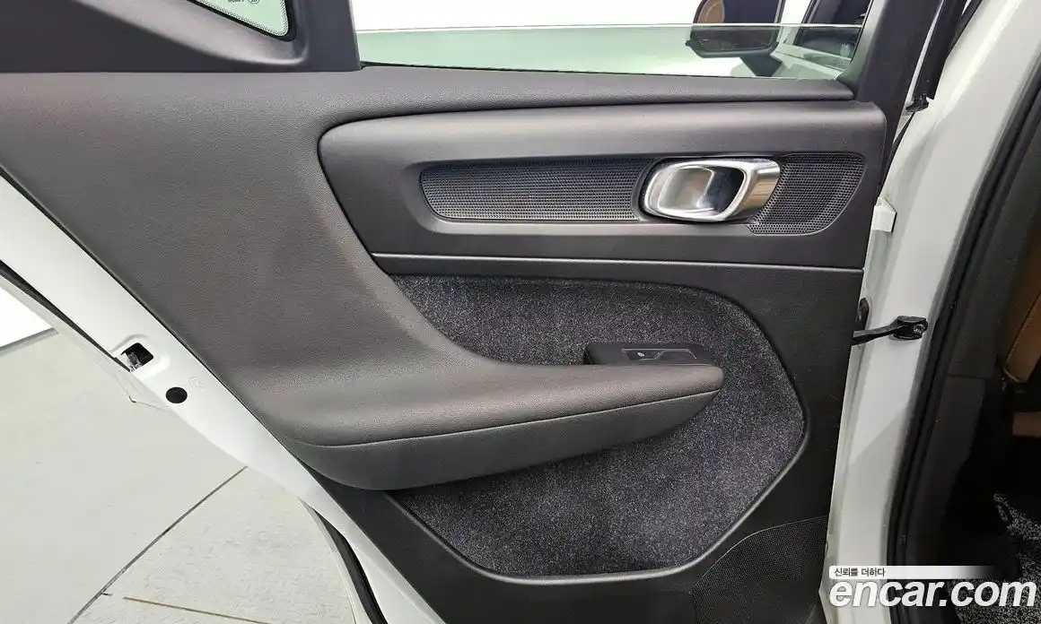 Volvo XC40 2019 2.0 гидро в Москве № 1836913, фото 15