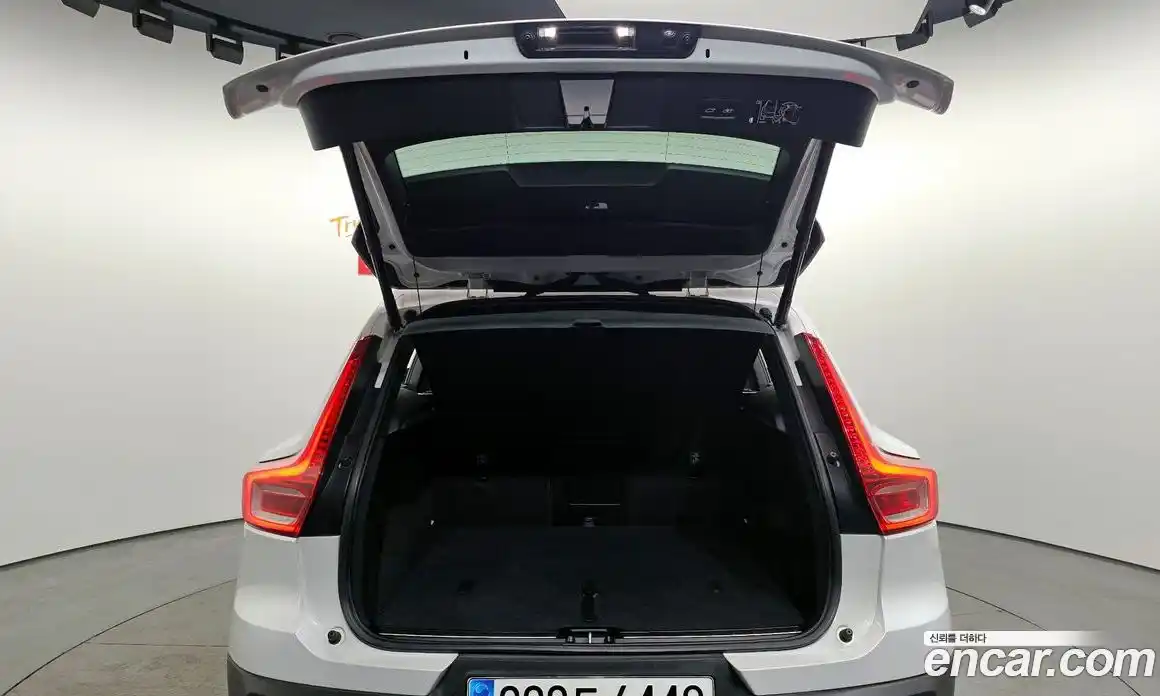 Volvo XC40 2019 2.0 гидро в Москве № 1836913, фото 26