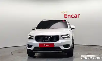 Volvo XC40 2019 2.0 гидро в Москве № 1836913, миниатюра 3