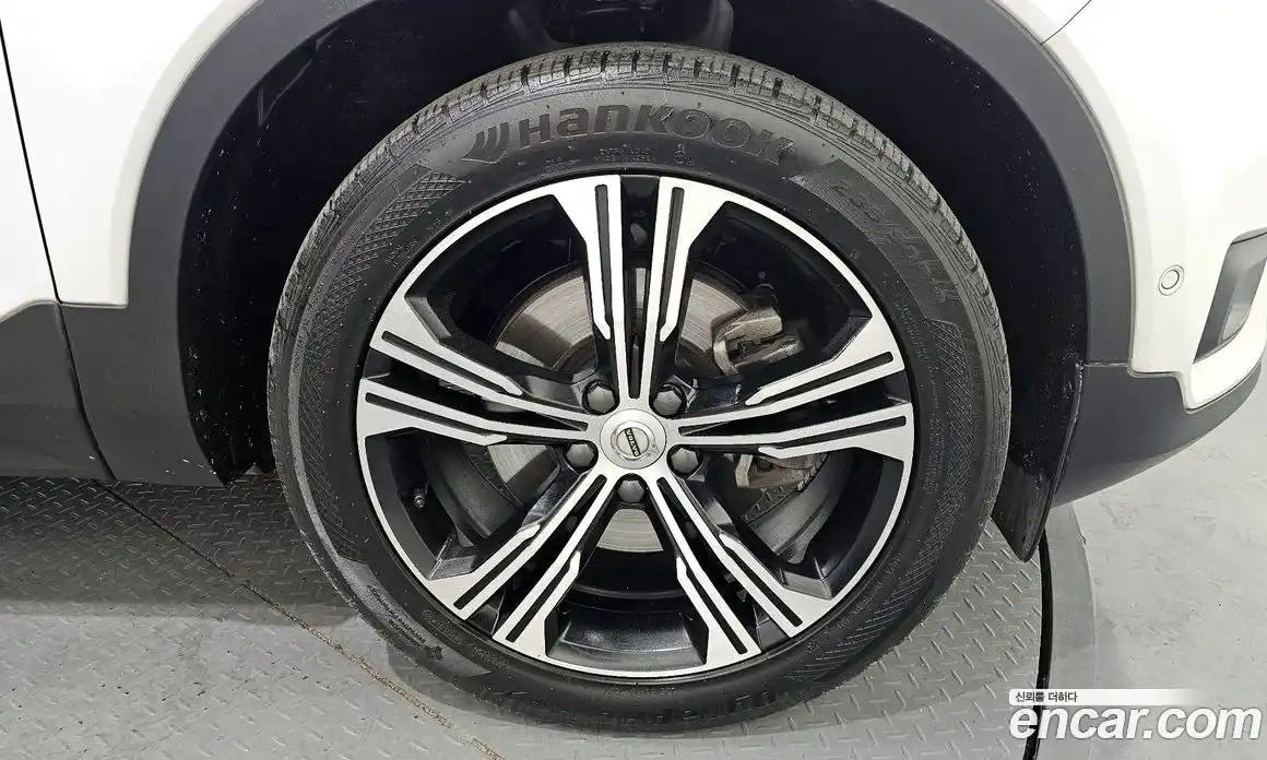 Volvo XC40 2019 2.0 гидро в Москве № 1836913, фото 7