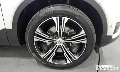 Volvo XC40 2019 2.0 гидро в Москве № 1836913, миниатюра 7