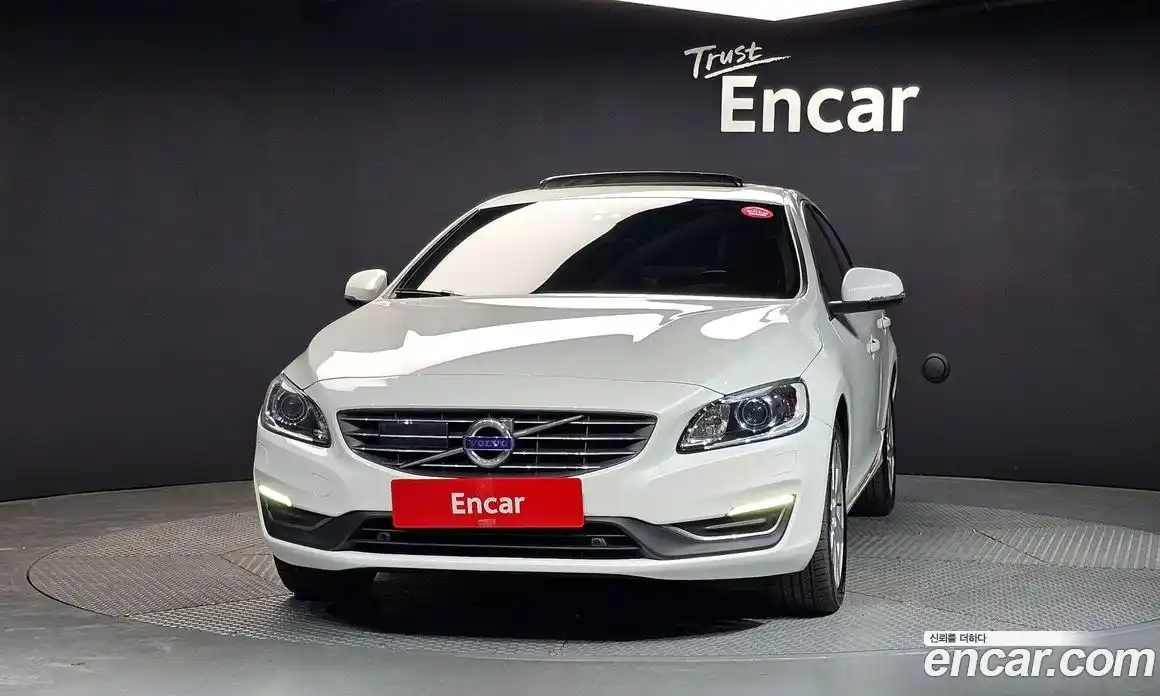 Volvo S60 2018 2.0 гидро в Москве № 1836924, фото 3