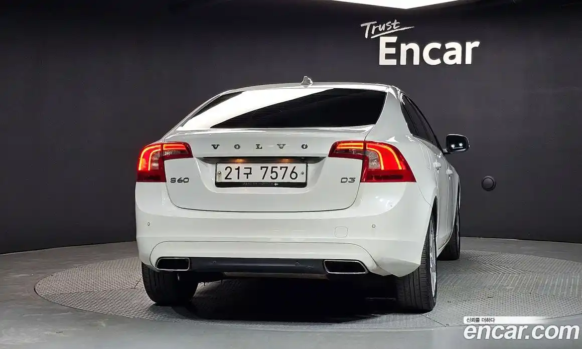 Volvo S60 2018 2.0 гидро в Москве № 1836924, фото 4