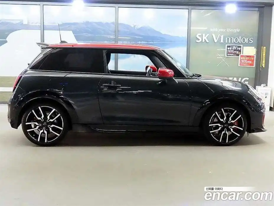 Mini Cooper 2025 2.0 гидро в Москве № 1837741, фото 3