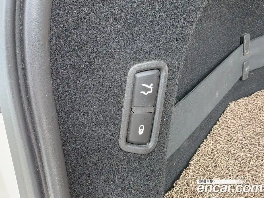 Maserati Levante 2017 3.0 гидро, фото 18