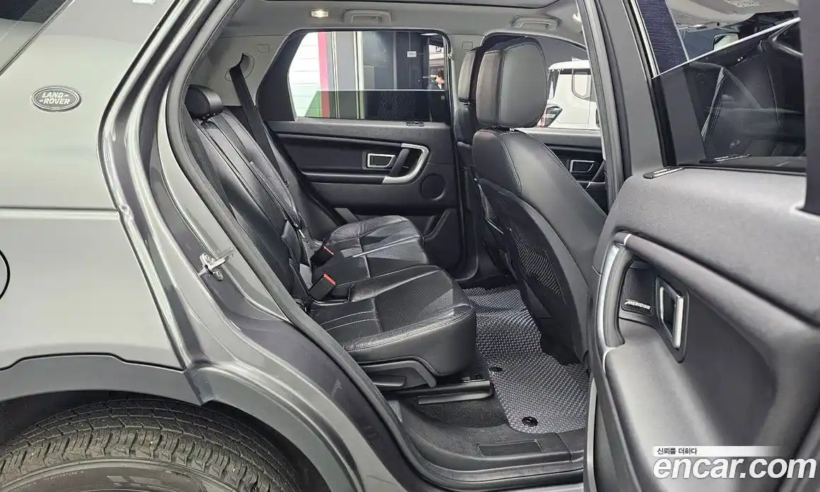 Land Rover Discovery Sport 2018 2.0 гидро в Москве № 213616, фото 12