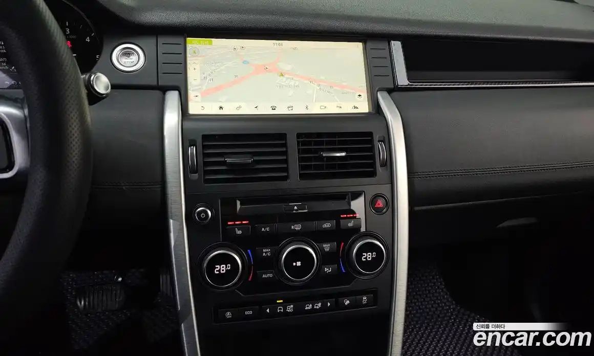 Land Rover Discovery Sport 2018 2.0 гидро в Москве № 213616, фото 14