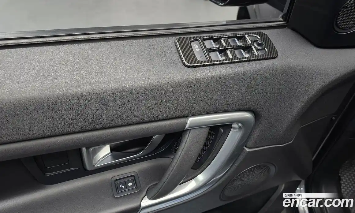 Land Rover Discovery Sport 2018 2.0 гидро в Москве № 213616, фото 16