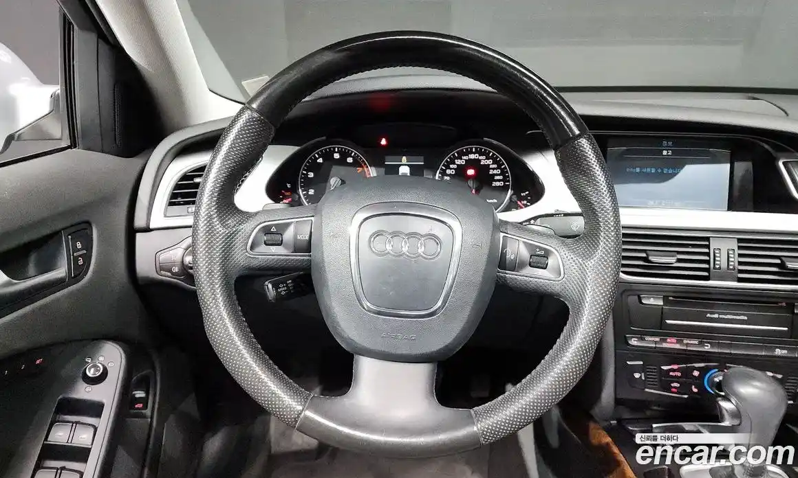 Audi A4 2010 2.0 гидро в Москве № 229335, фото 13