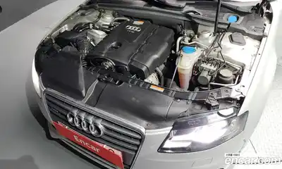 Audi A4 2010 2.0 гидро в Москве № 229335, миниатюра 6