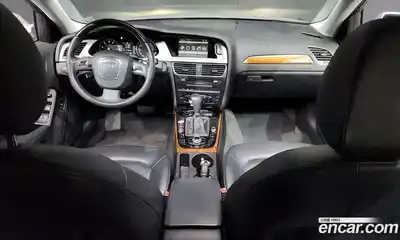 Audi A4 2010 2.0 гидро в Москве № 229335, миниатюра 7