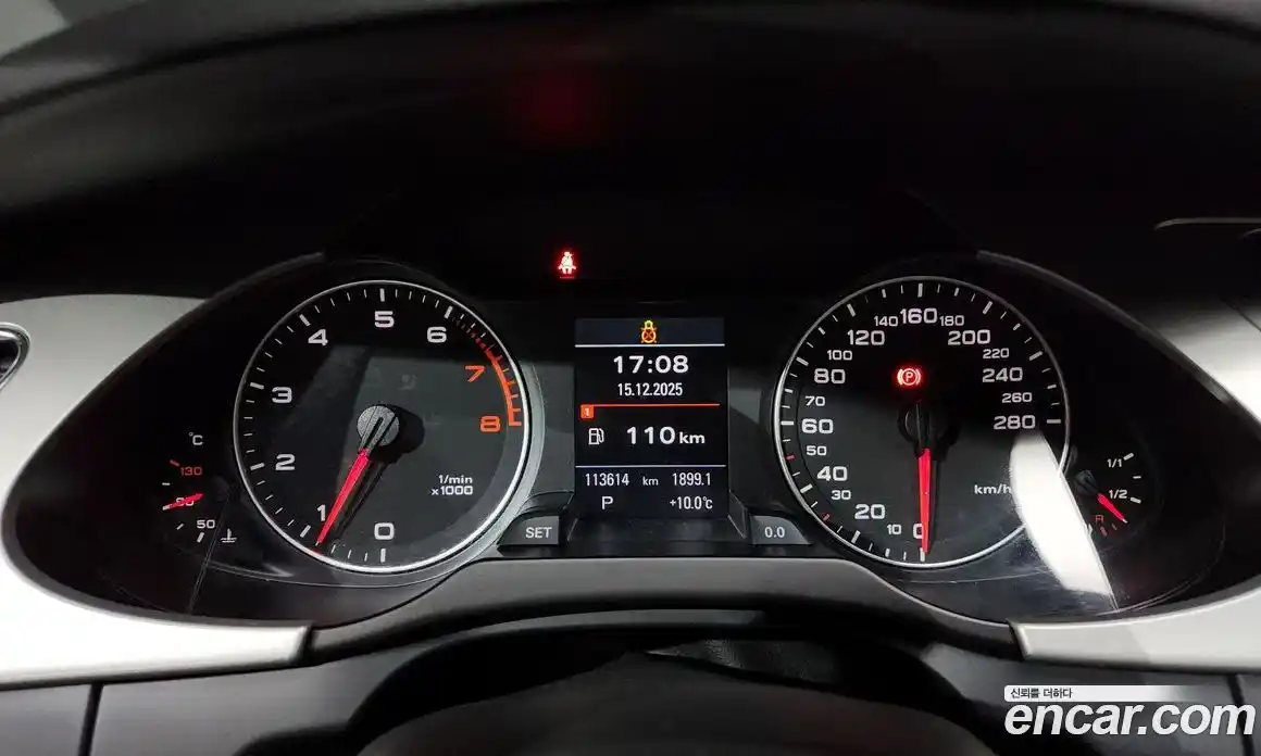 Audi A4 2010 2.0 гидро в Москве № 229335, фото 8