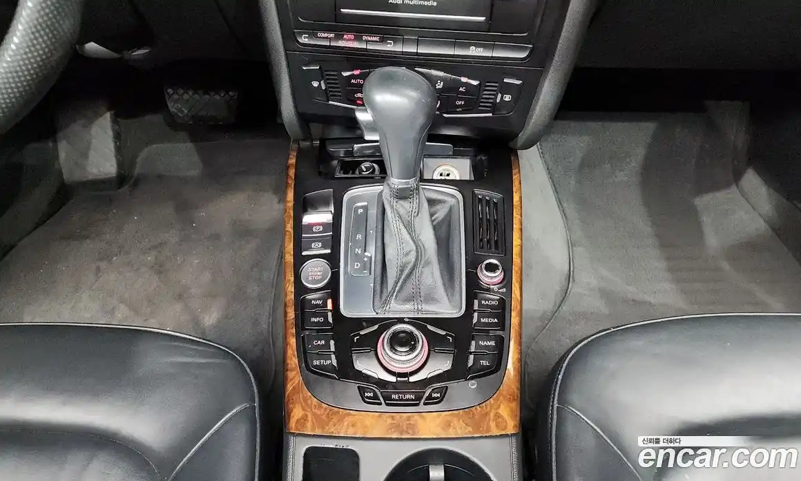 Audi A4 2010 2.0 гидро в Москве № 229335, фото 9