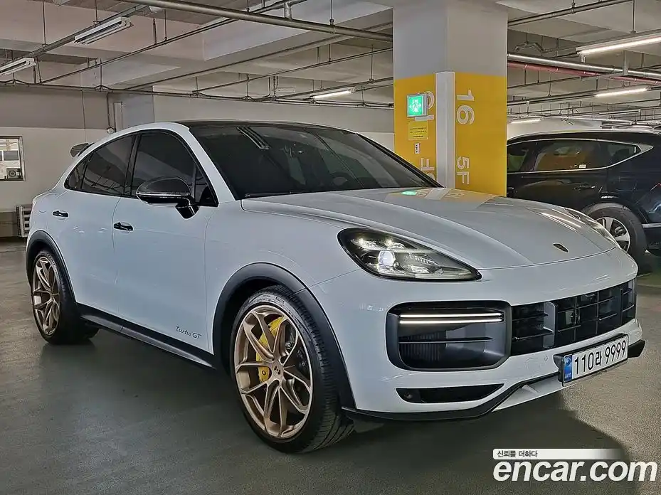 Porsche Cayenne 2023 4.0 гидро в Москве № 231025, фото 3