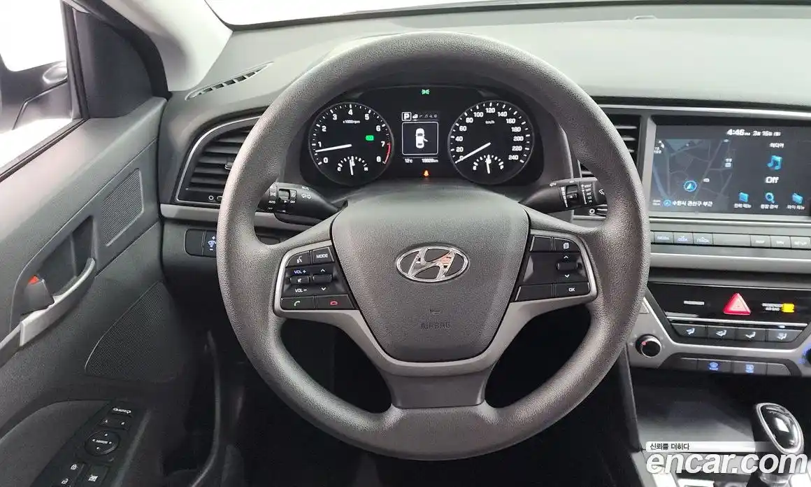 Hyundai Avante 2018 1.6 гидро в Москве № 714265, фото 12