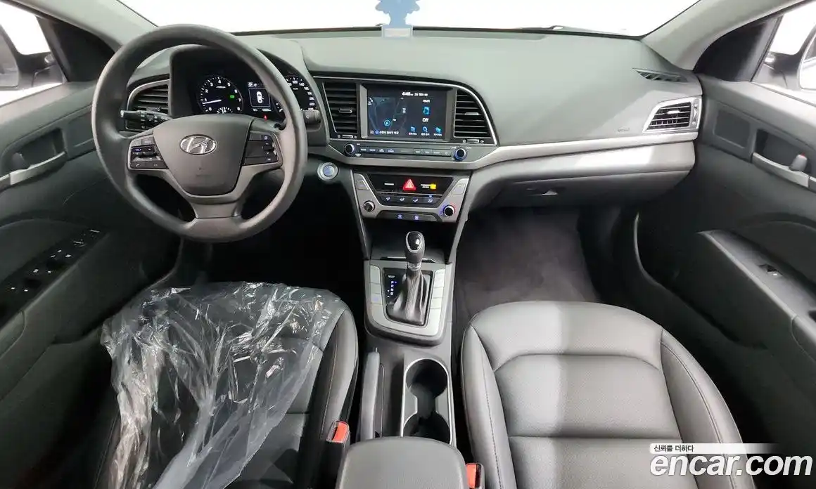 Hyundai Avante 2018 1.6 гидро в Москве № 714265, фото 6