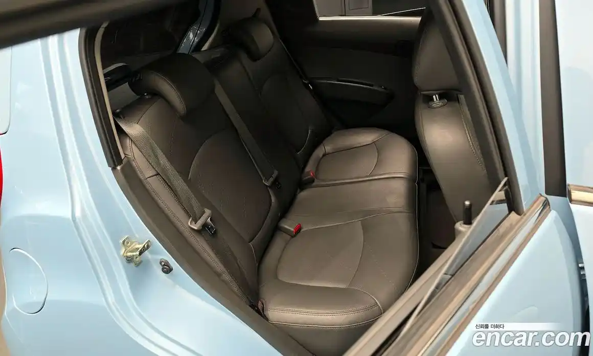 Chevrolet Spark 2014 1.0 гидро в Москве № 1012008, фото 12