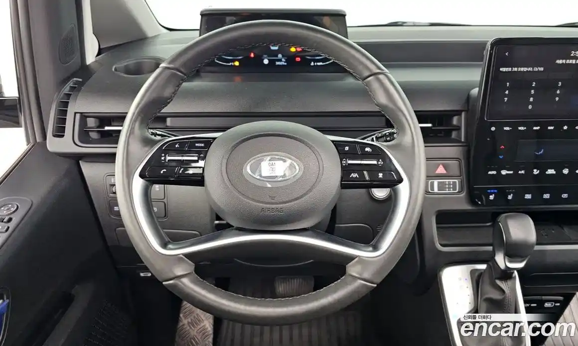 Hyundai Staria 2023 2.2 гидро в Москве № 119112, фото 13