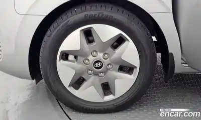 Hyundai Staria 2023 2.2 гидро в Москве № 119112, миниатюра 5