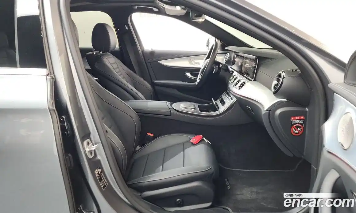 Mercedes-Benz E-Class 2021 2.0 гидро в Москве, фото 17