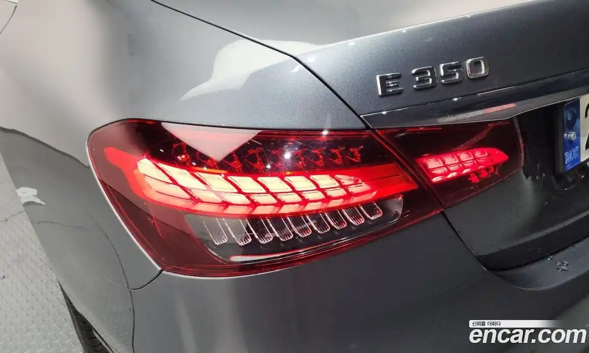 Mercedes-Benz E-Class 2021 2.0 гидро в Москве, фото 9