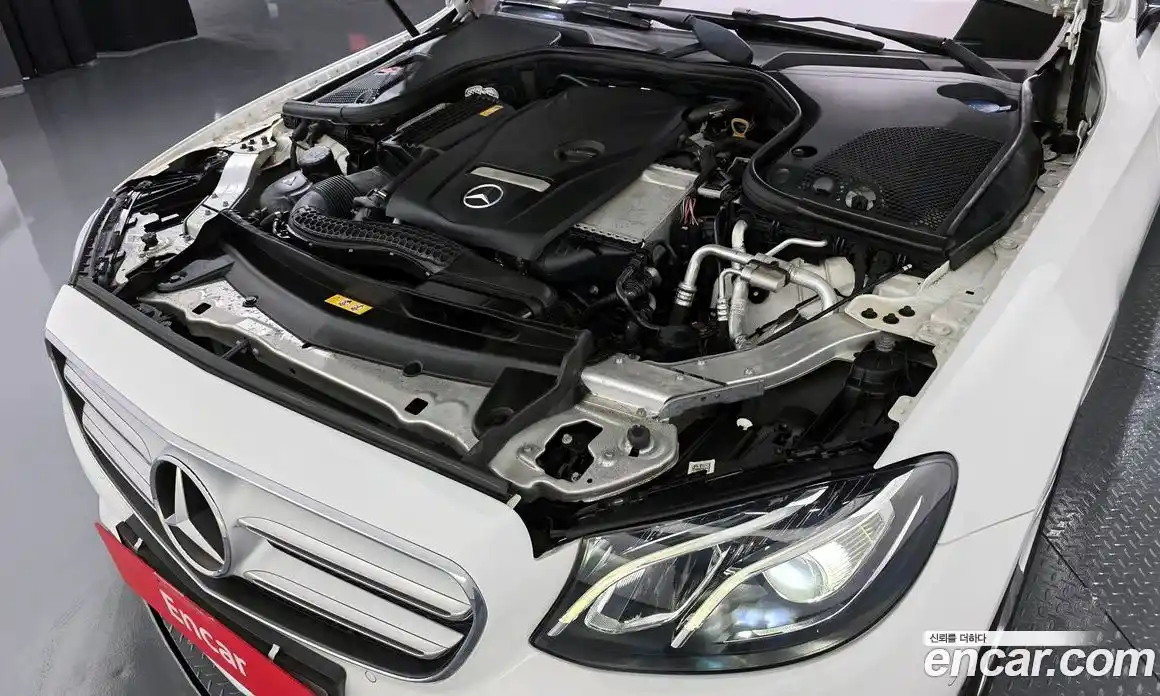 Mercedes-Benz E-Class 2017 2.0 гидро в Москве № 1291117, фото 5