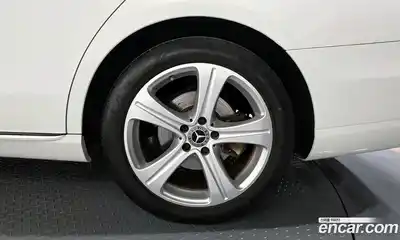 Mercedes-Benz E-Class 2017 2.0 гидро в Москве № 1291117, миниатюра 6