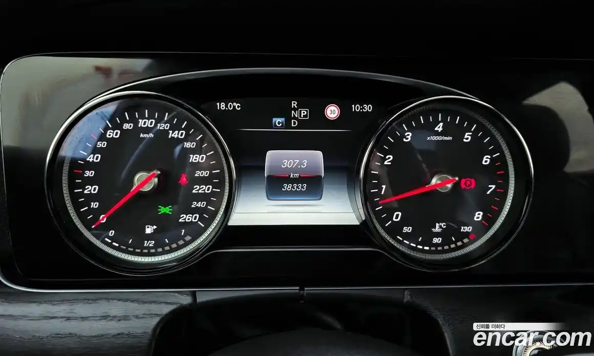 Mercedes-Benz E-Class 2017 2.0 гидро в Москве № 1291117, фото 10