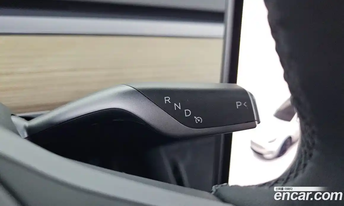 Tesla Model Y 2023 0.2 гидро, фото 12