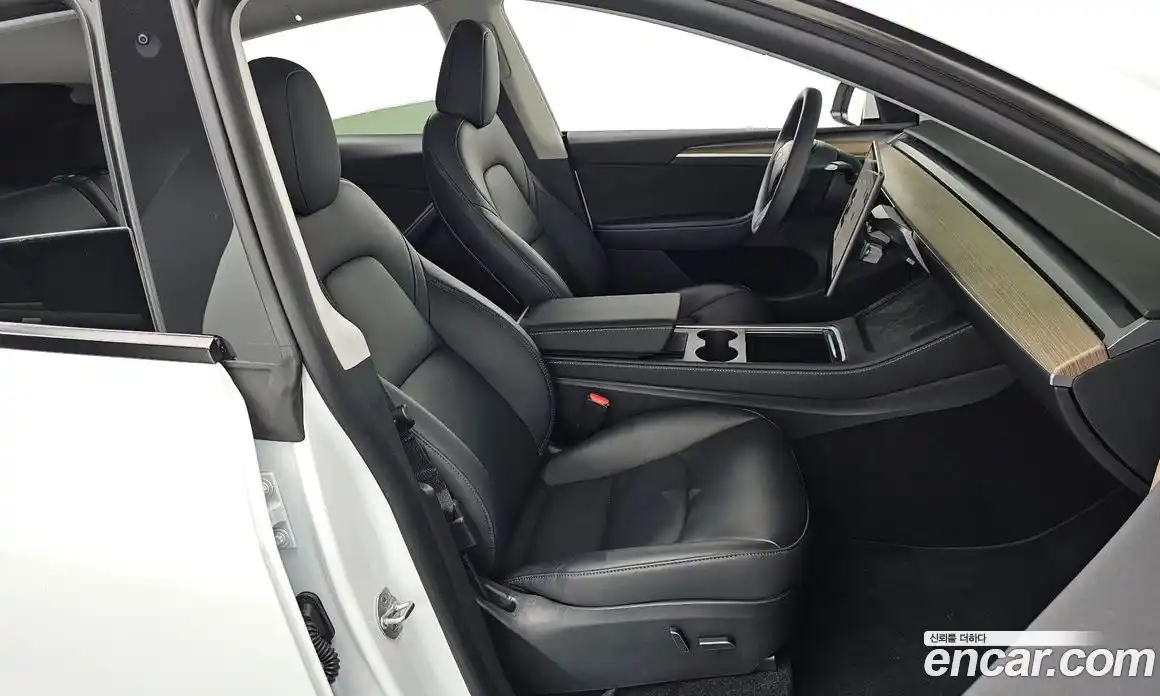 Tesla Model Y 2023 0.2 гидро, фото 13
