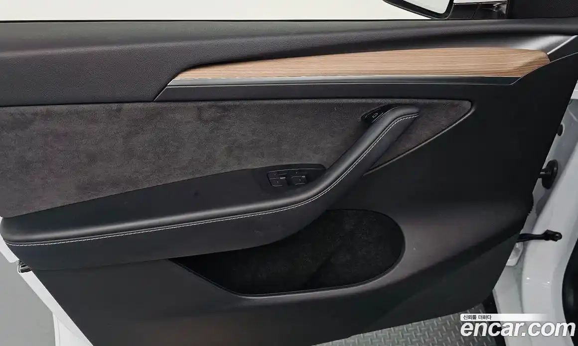 Tesla Model Y 2023 0.2 гидро, фото 14