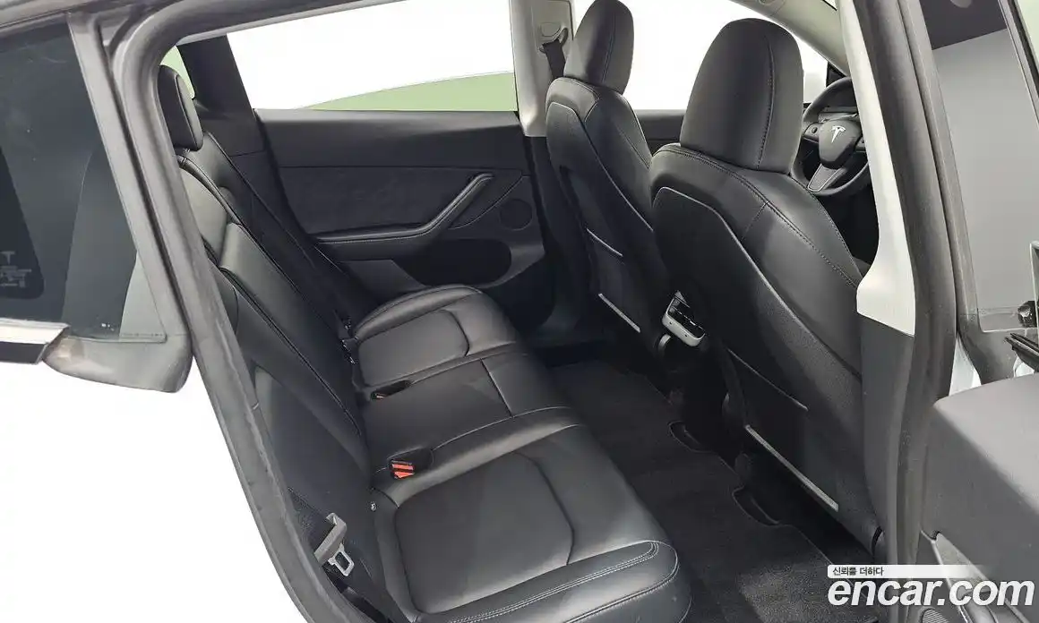 Tesla Model Y 2023 0.2 гидро, фото 18