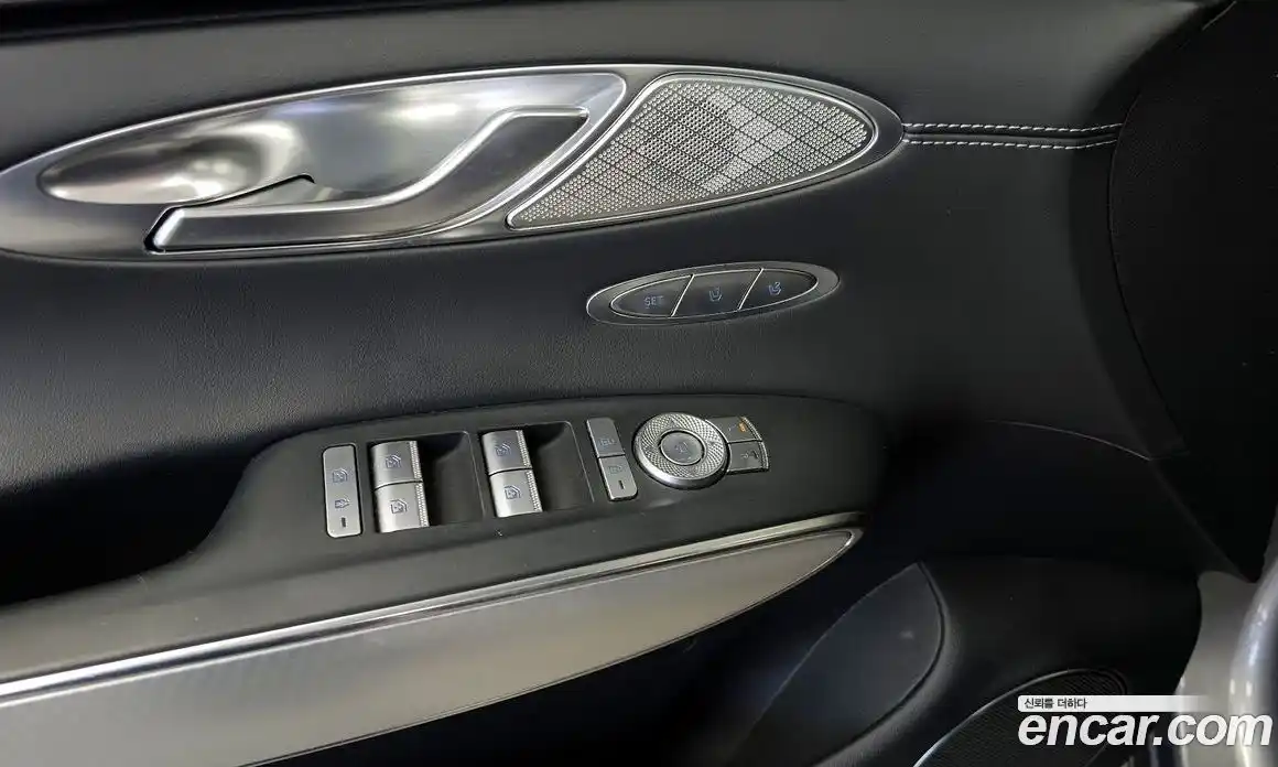 Genesis GV70 2021 2.5 гидро в Москве № 1318708, фото 30