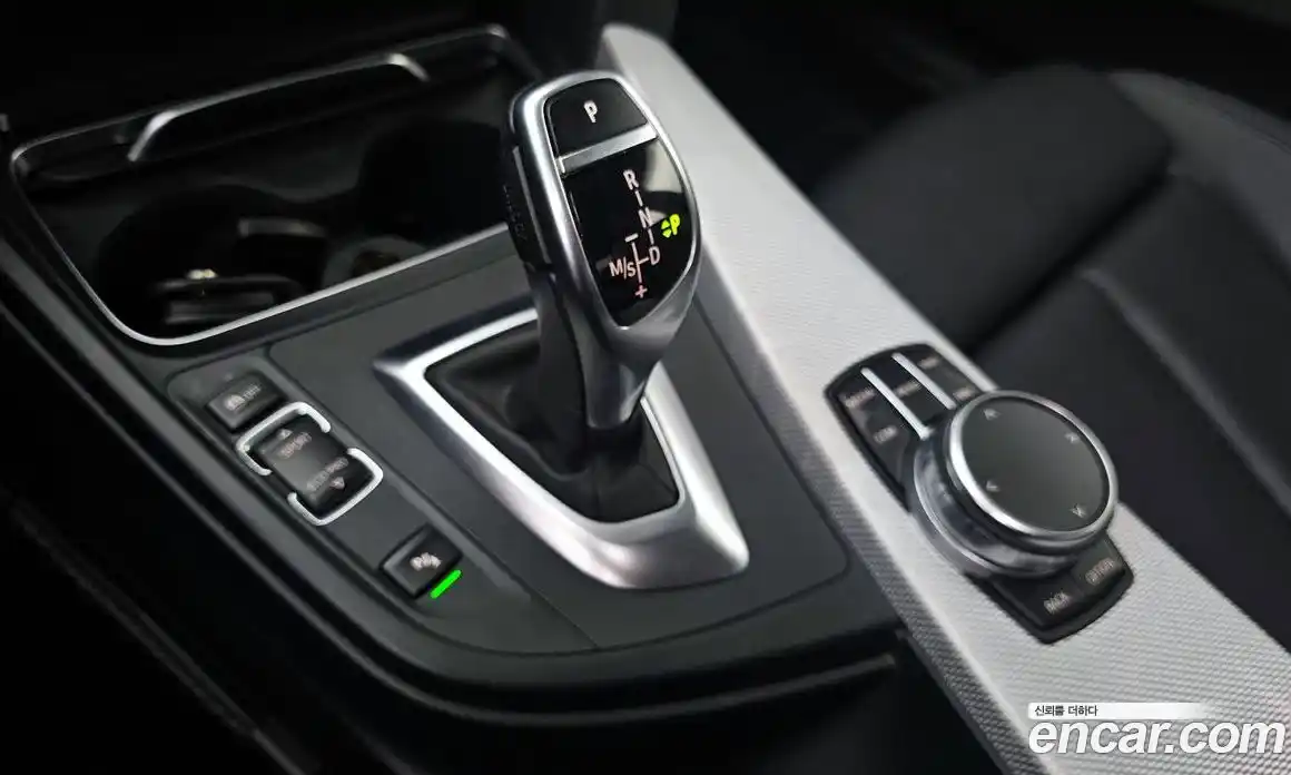 BMW 3-Series 2018 2.0 гидро в Москве № 1321839, фото 12