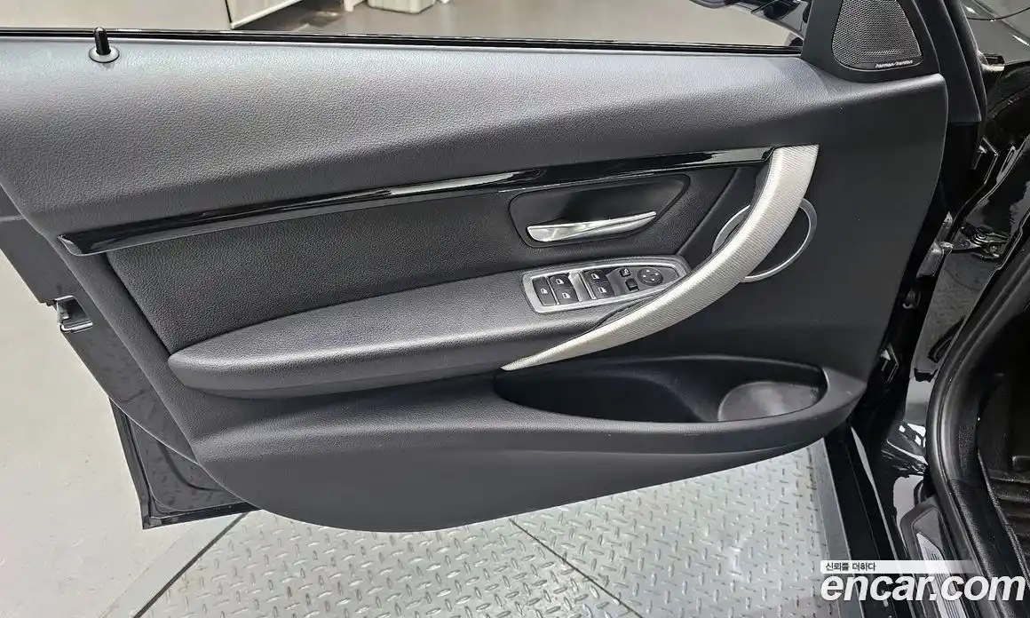 BMW 3-Series 2018 2.0 гидро в Москве № 1321839, фото 14