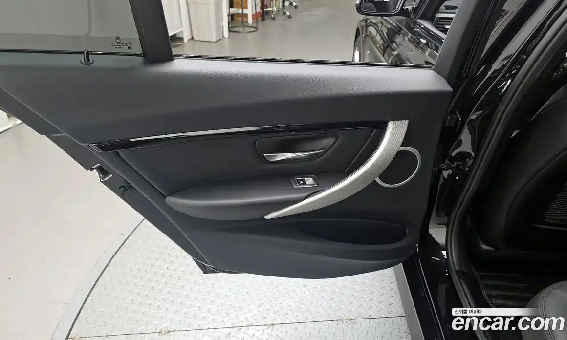 BMW 3-Series 2018 2.0 гидро в Москве № 1321839, фото 15