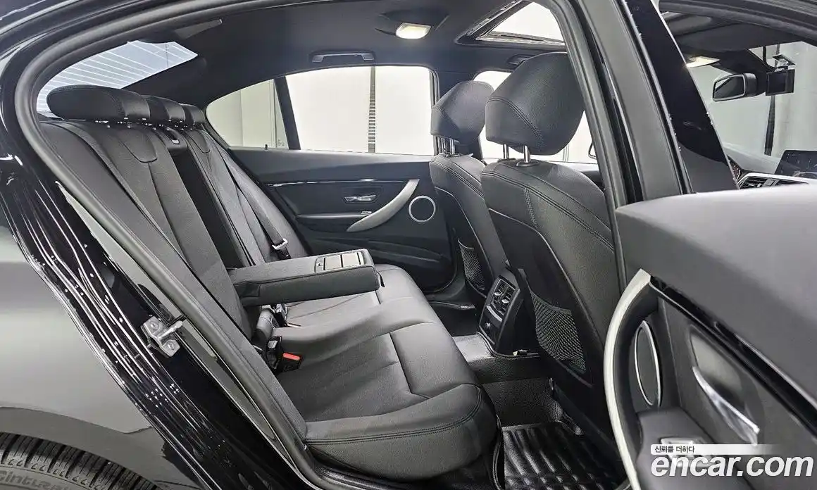BMW 3-Series 2018 2.0 гидро в Москве № 1321839, фото 17