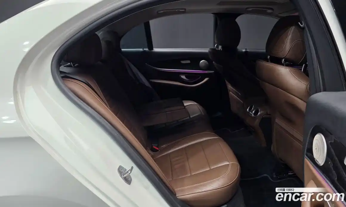 Mercedes-Benz E-Class 2017 2.0 гидро в Москве № 1322327, фото 17