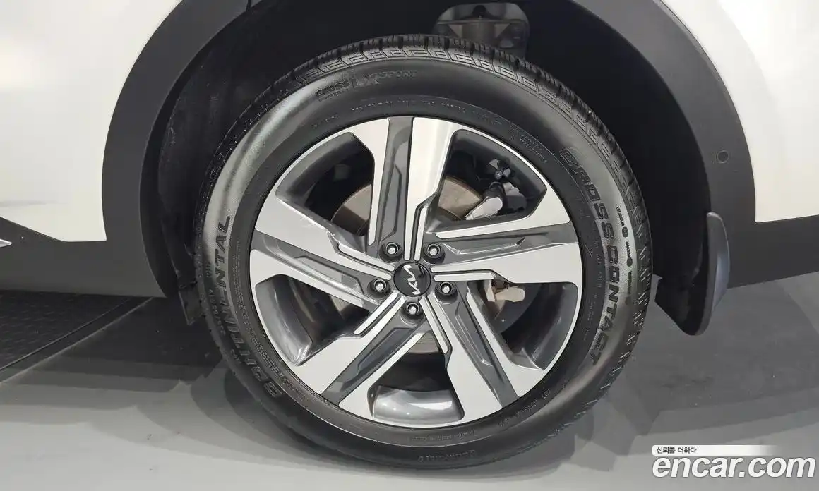 Kia Sorento 2023 1.6 гидро, фото 7