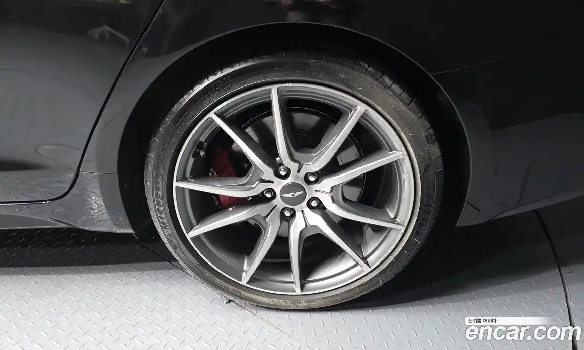 Genesis G70 2018 2.0 гидро в Москве, фото 7