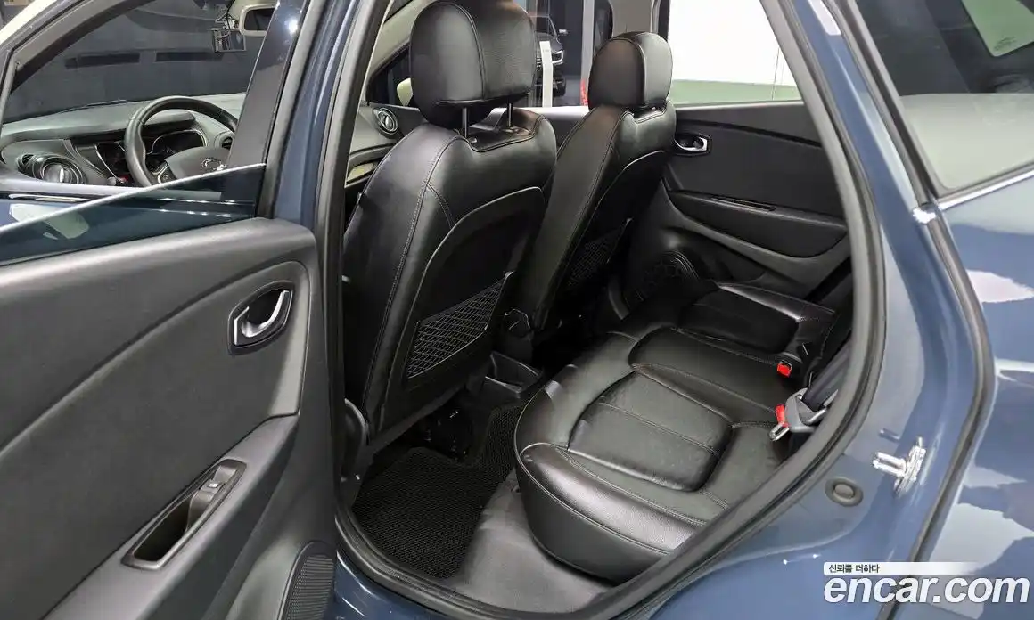 Renault QM3 2019 1.5 гидро в Москве № 1346070, фото 18