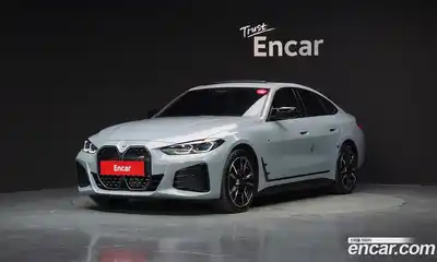BMW i4, 2022