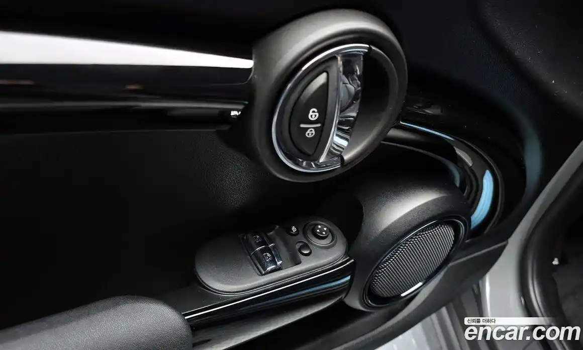 Mini Cooper 2022 2.0 гидро в Москве № 1349671, фото 22