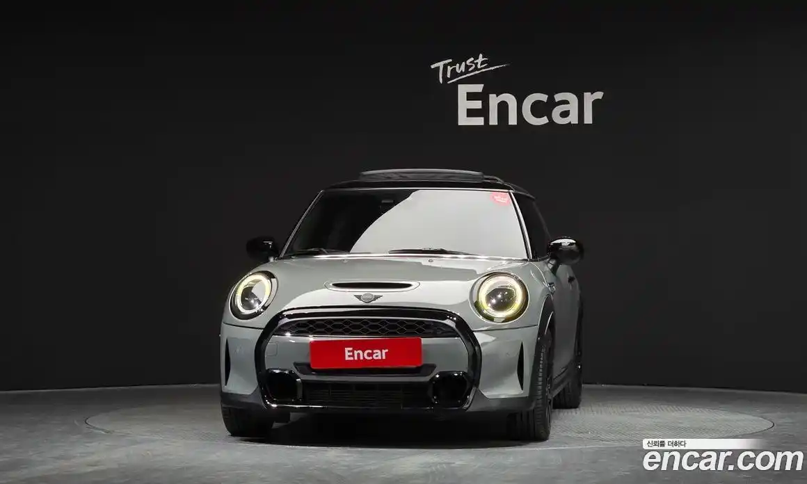 Mini Cooper 2022 2.0 гидро в Москве № 1349671, фото 3