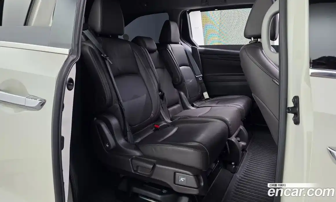 Honda Odyssey 2018 3.5 гидро в Москве № 1350845, фото 17