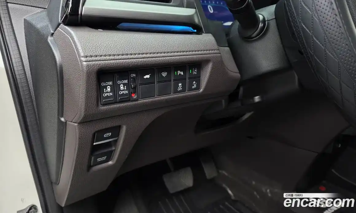 Honda Odyssey 2018 3.5 гидро в Москве № 1350845, фото 22