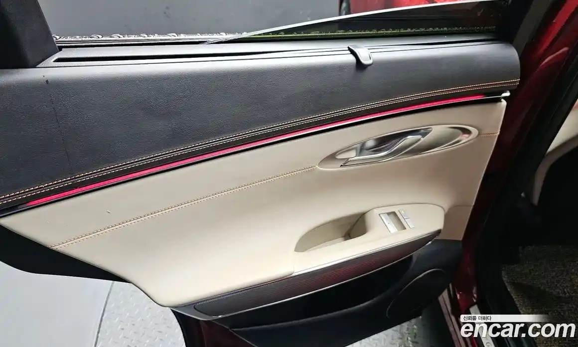 Genesis GV70 2024 2.5 гидро, фото 14